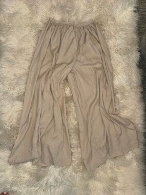 Wide Leg Women's Pants in Taupe